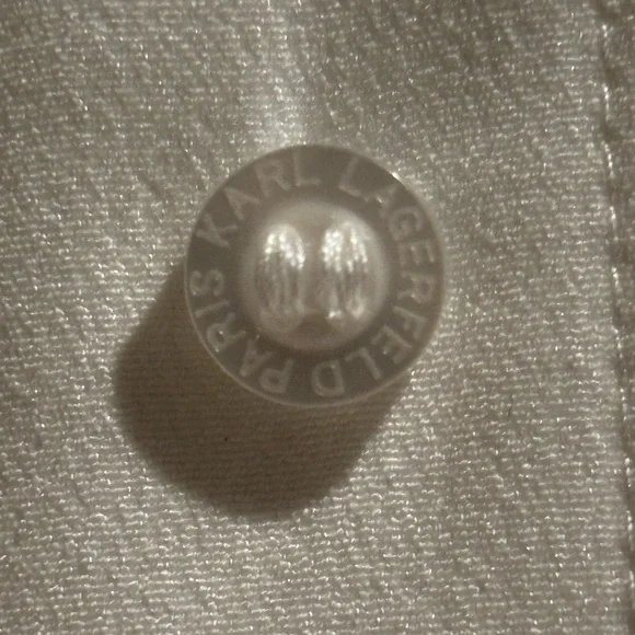 NWT Karl Lagerfeld White Parisian Graphic Shirt - Picture 7 of 13